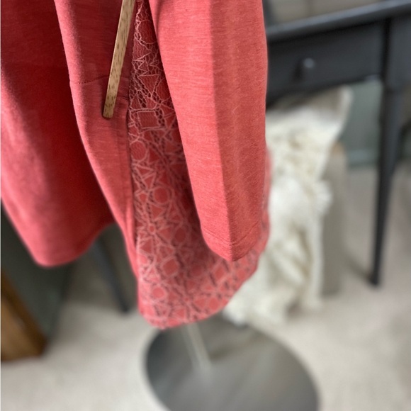 LOGO Lounge by Lori Goldstein Coral Lace Back Knit Sweatshirt Cardigan - Picture 4 of 8